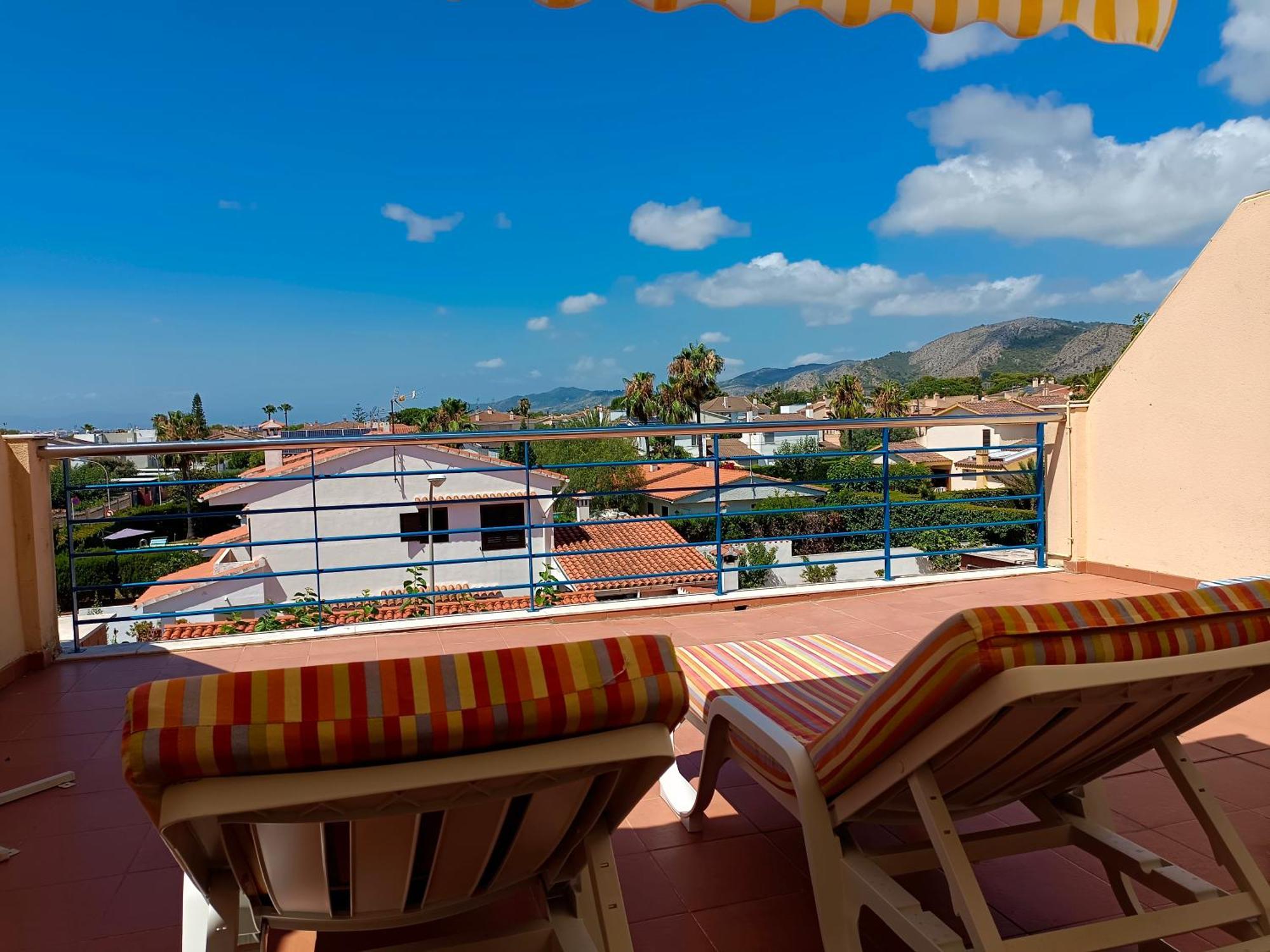 Vakantiehuis Bonito Adosado En Zona Muy Tranquila Benicàssim